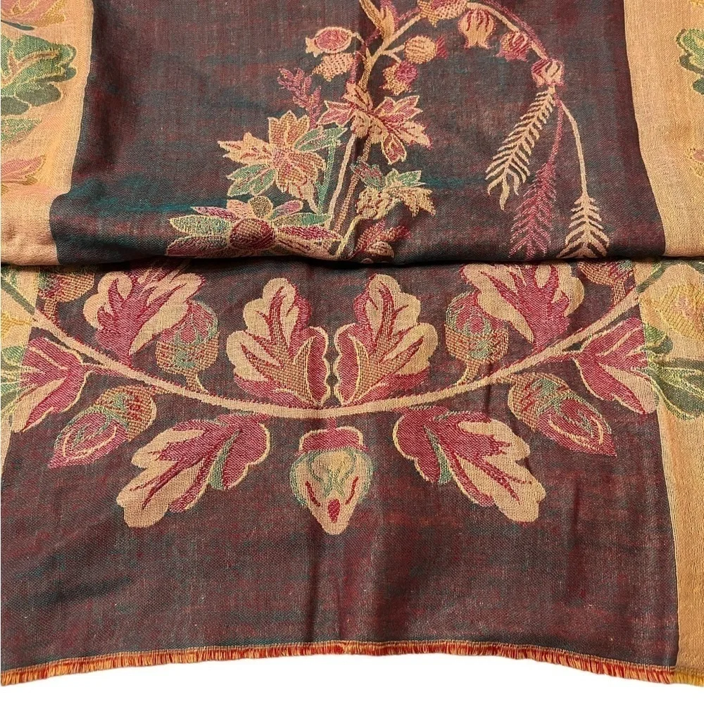 NWT Vintage Floral /leaves wool stole in gold, green & purple, lighter weight
